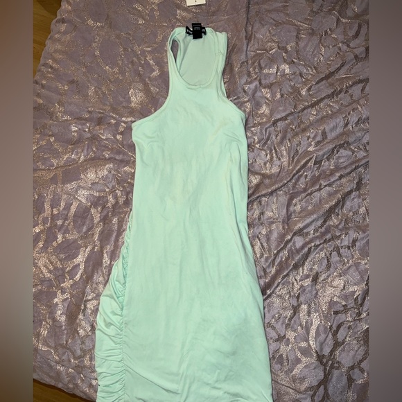 Pretty little thing - Picture 1 of 1